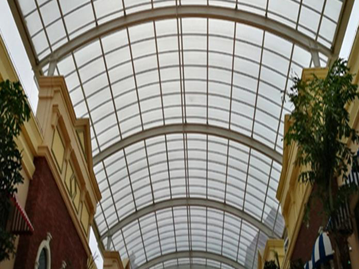 卫辉屋面网架顶棚吊装方案